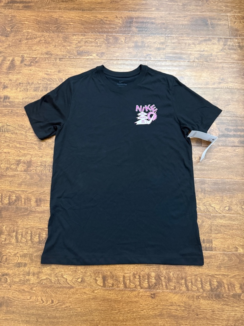 NIKE Men’s Training Tee Shirt - Size L